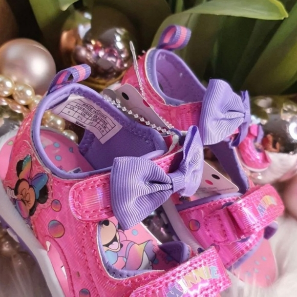 Minnie Mouse Toddler Strappy Sandals - Picture 4 of 6